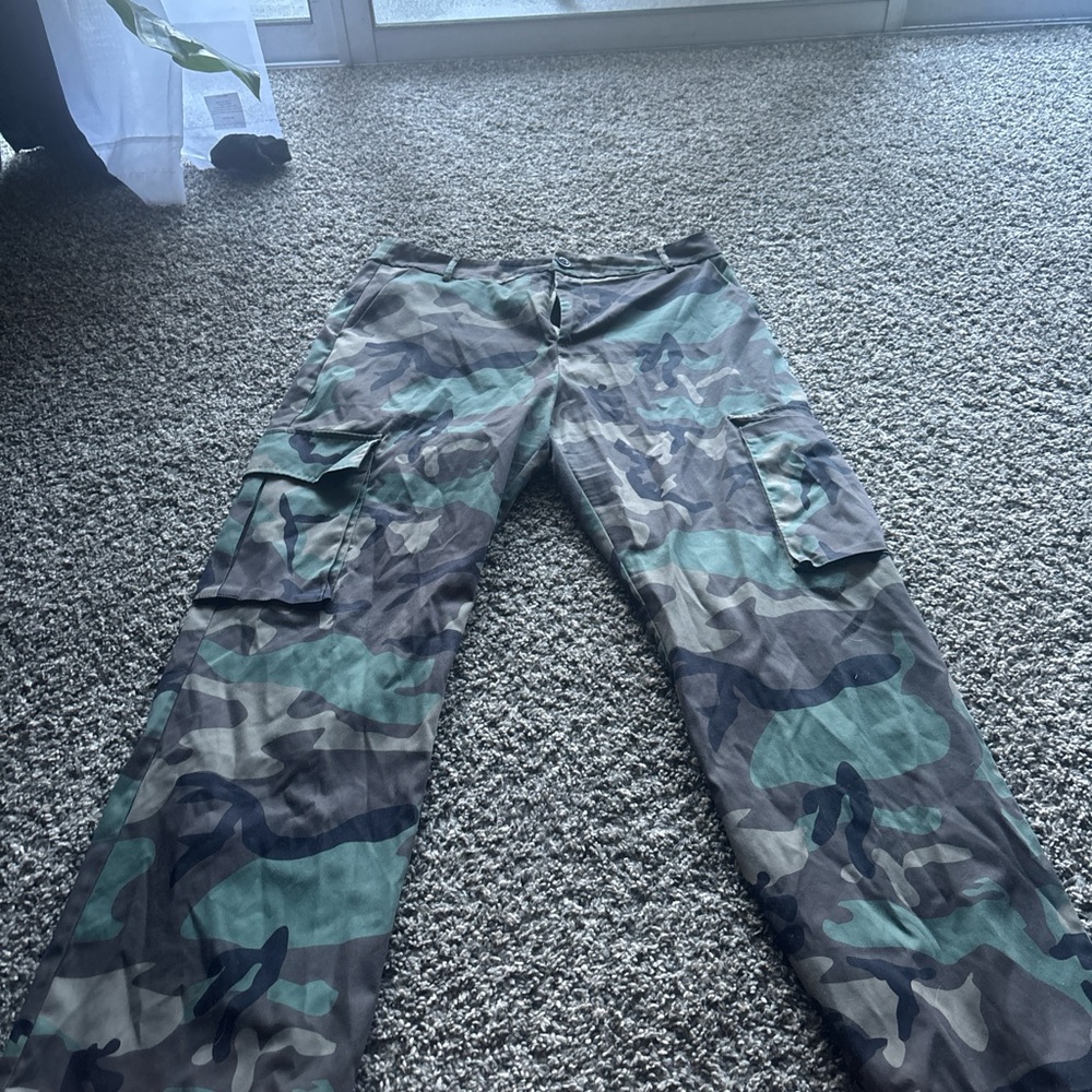 SHEIN Camouflage Boot Cut Pants